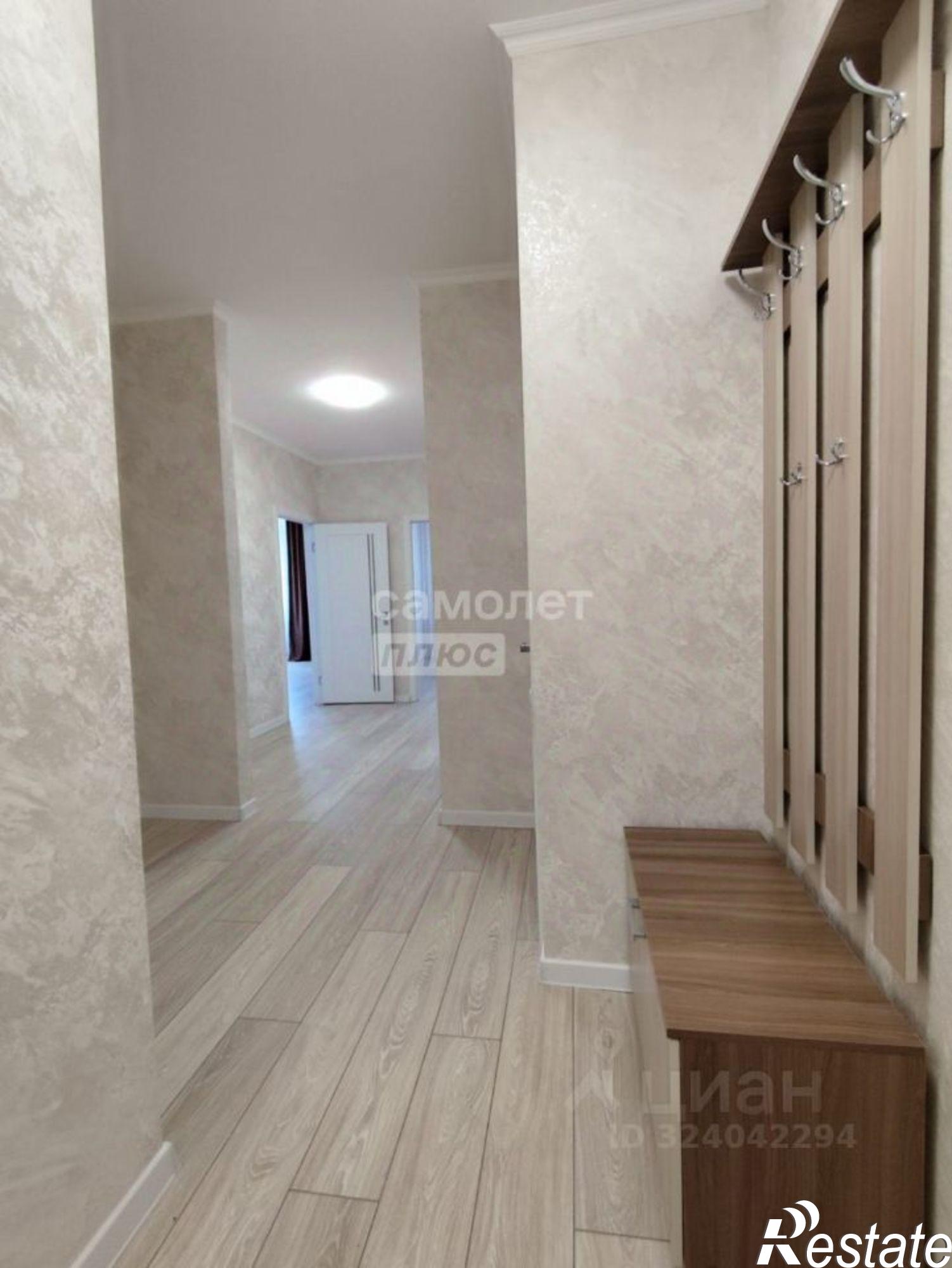 Сдать квартиру за 27 000 рублей на ул Венецианская, 8