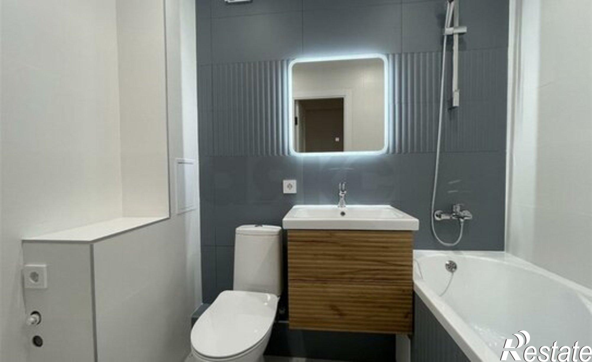 Купить квартиру за 6 200 000 рублей на ул им. Яна Полуяна, 56