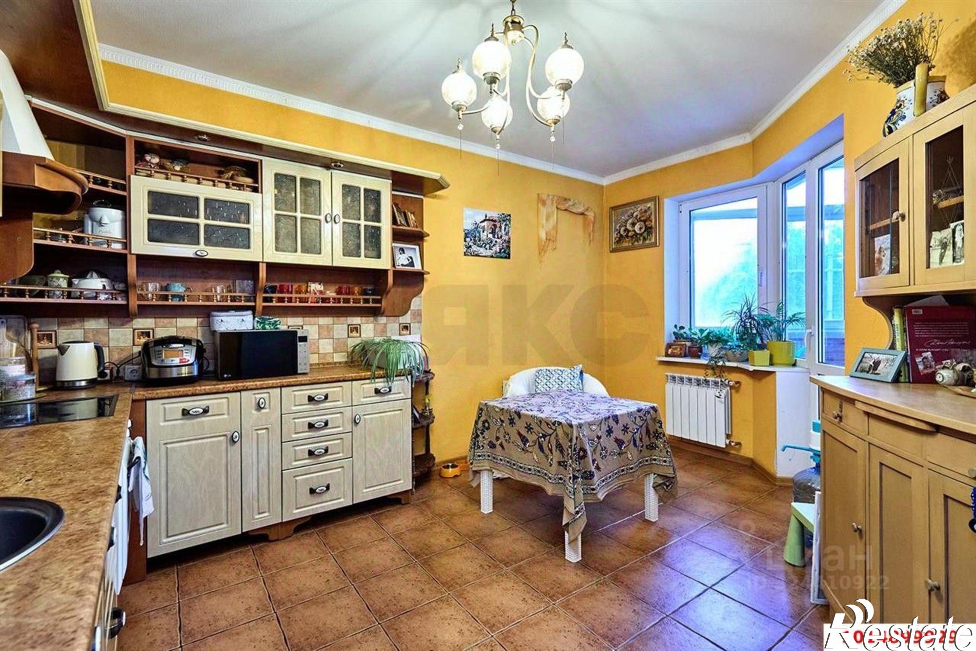 Купить квартиру за 10 500 000 рублей на ул им. Михаила Власова, 163