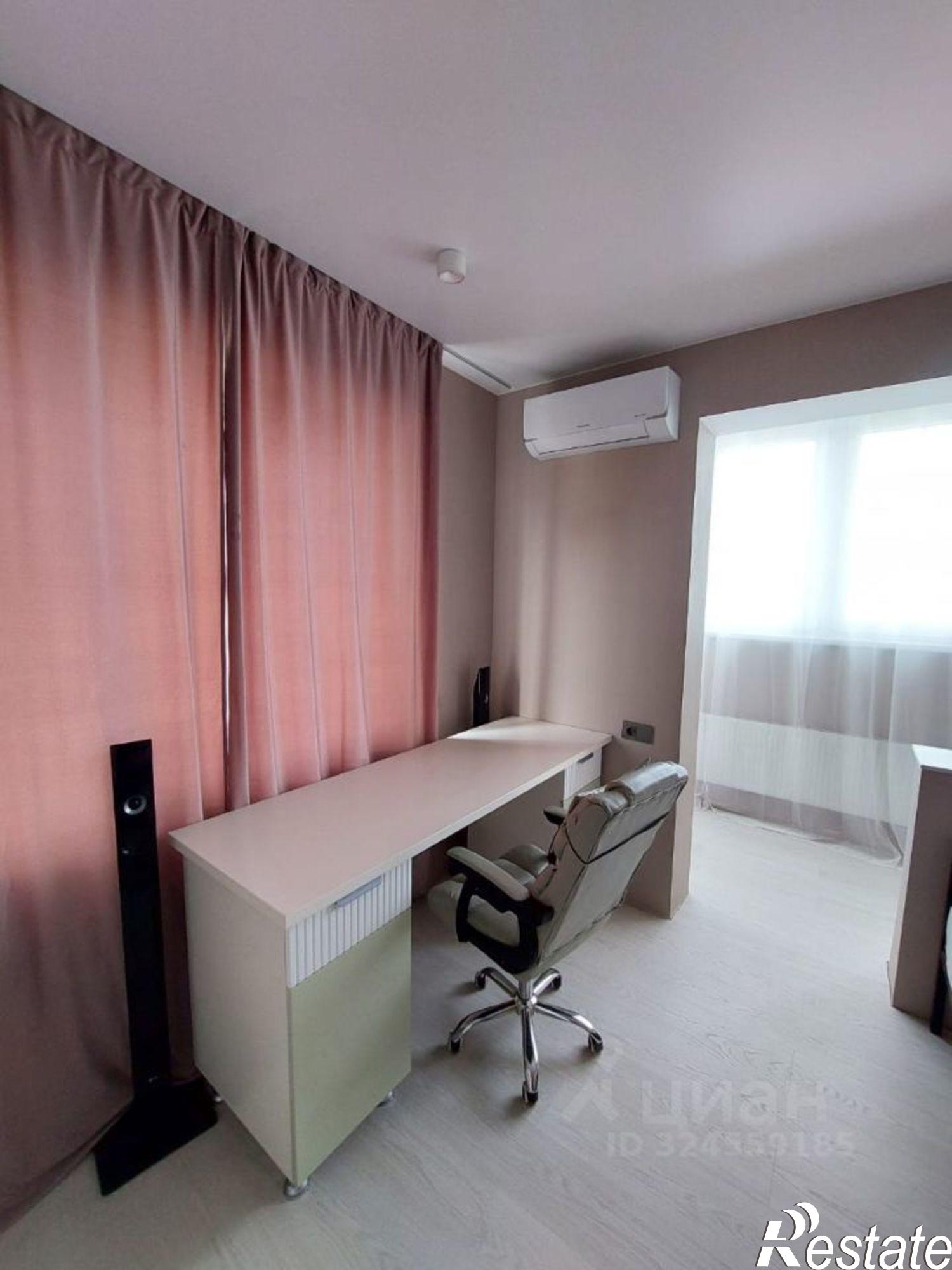 Сдать квартиру за 60 000 рублей на улица Мурата Ахеджака, 12 к10