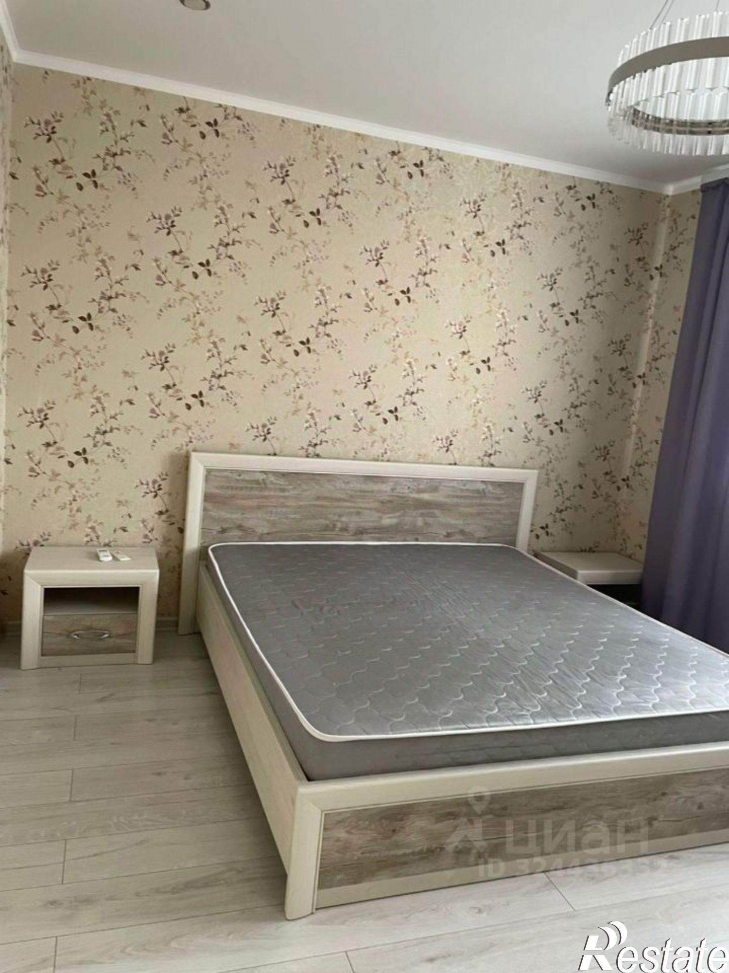 Сдать квартиру за 80 000 рублей на Фестивальная улица, 6