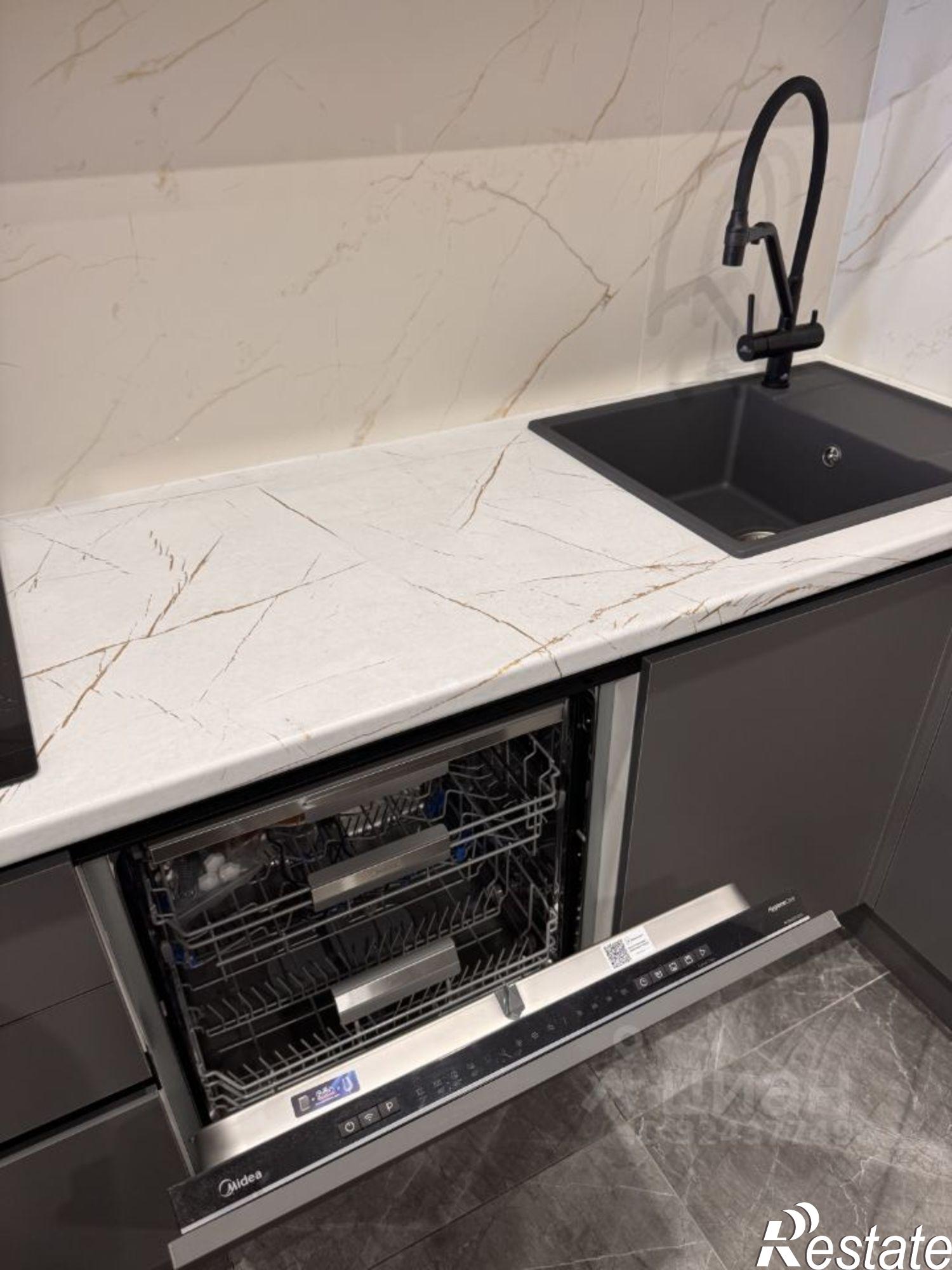 Сдать квартиру за 55 000 рублей на ул Штурвальная, 10