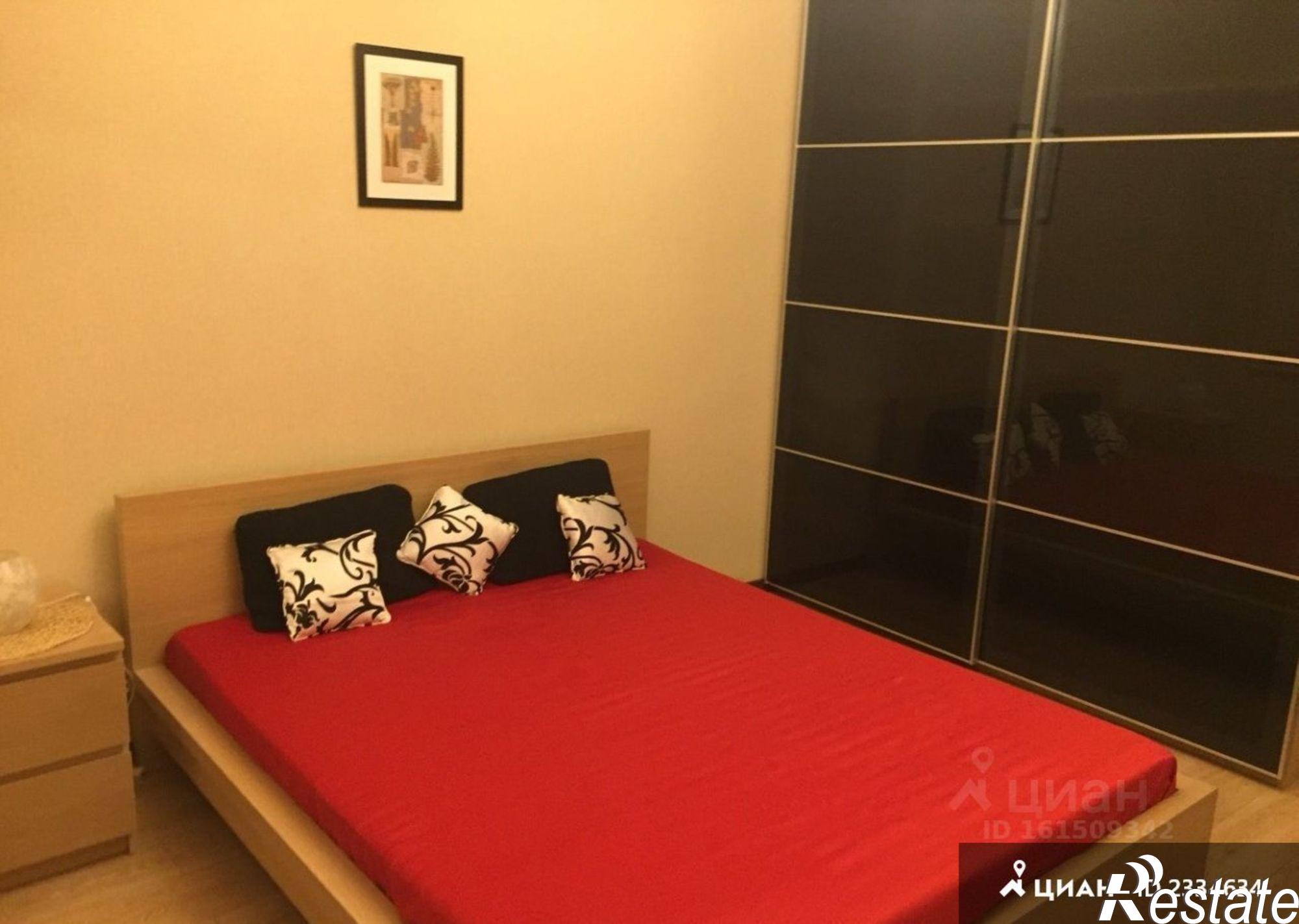 Сдать квартиру за 80 000 рублей на ул Кубанская Набережная, 37/12