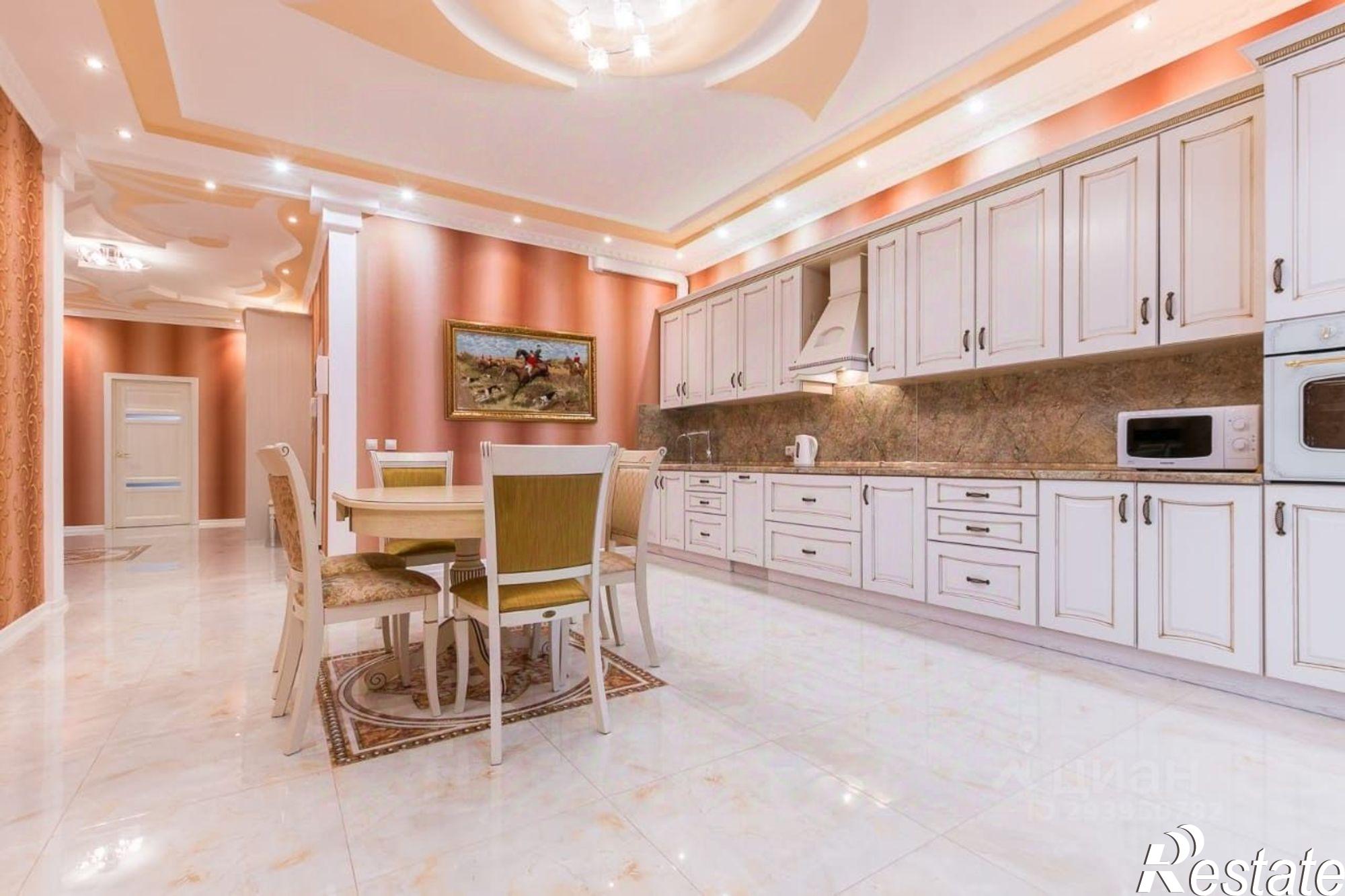 Сдать квартиру за 140 000 рублей на ул Кубанская Набережная, 37