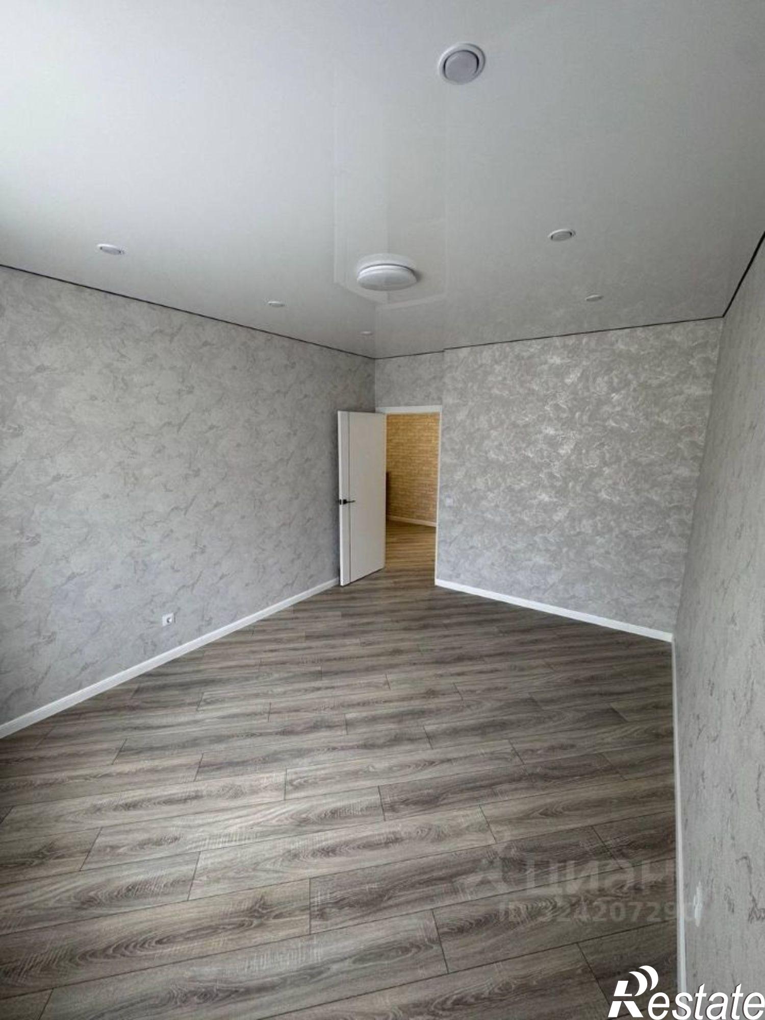 Купить квартиру за 5 150 000 рублей на ул им. лётчика Позднякова, 2 7