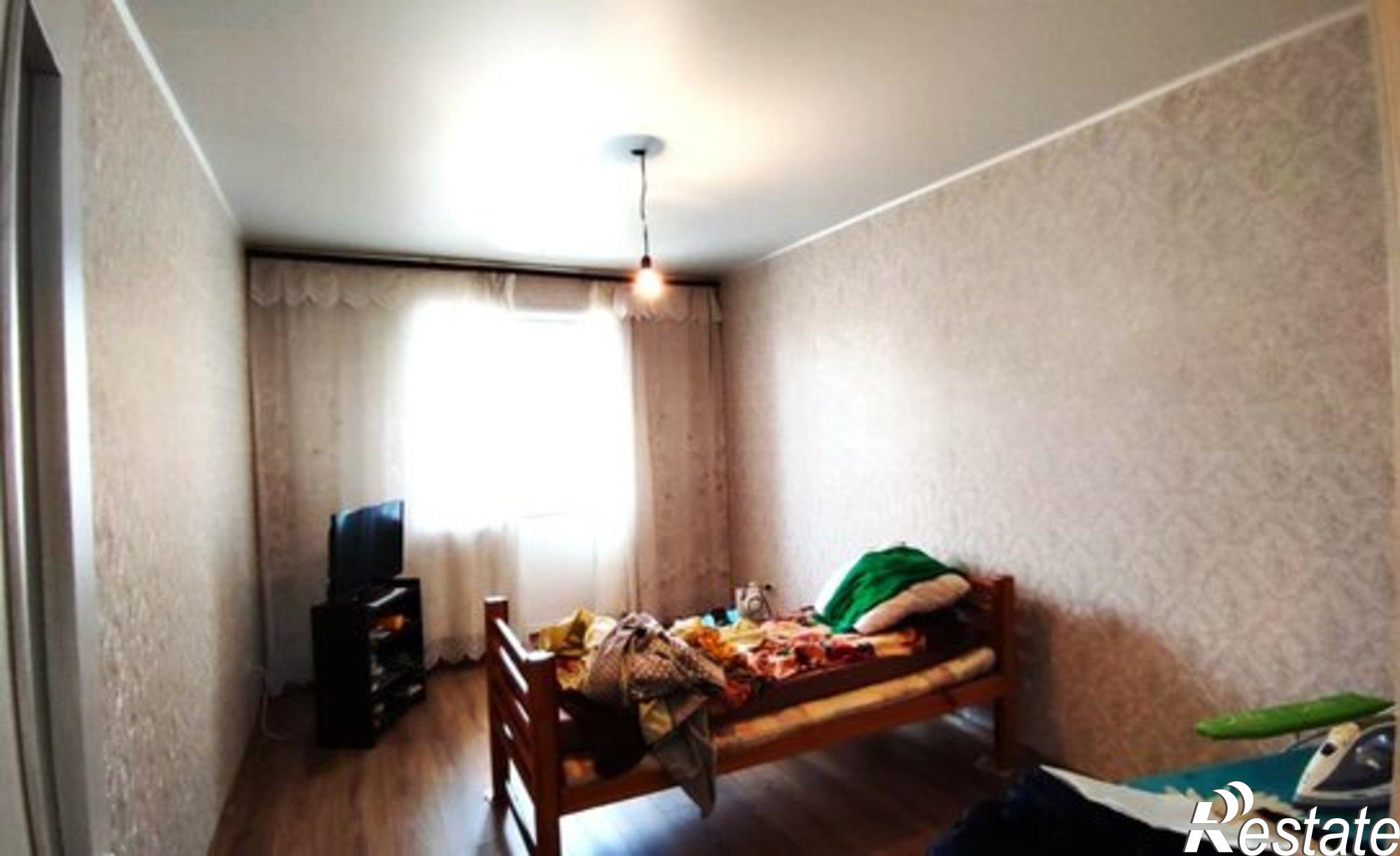 Купить квартиру за 5 600 000 рублей на ул им. Комарова В.М., 106Б 4