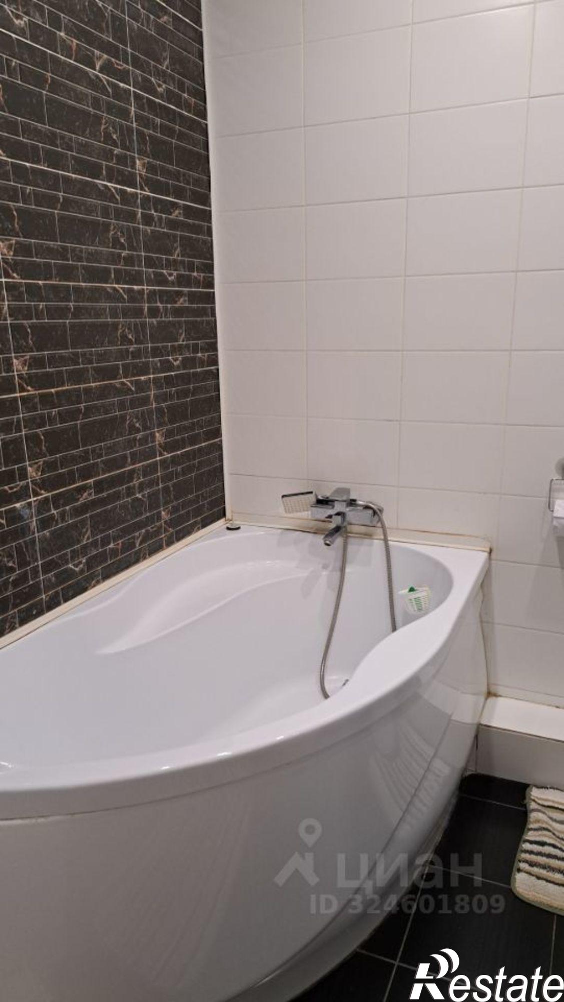 Сдать квартиру за 20 000 рублей на улица Западный Обход, 42 к7