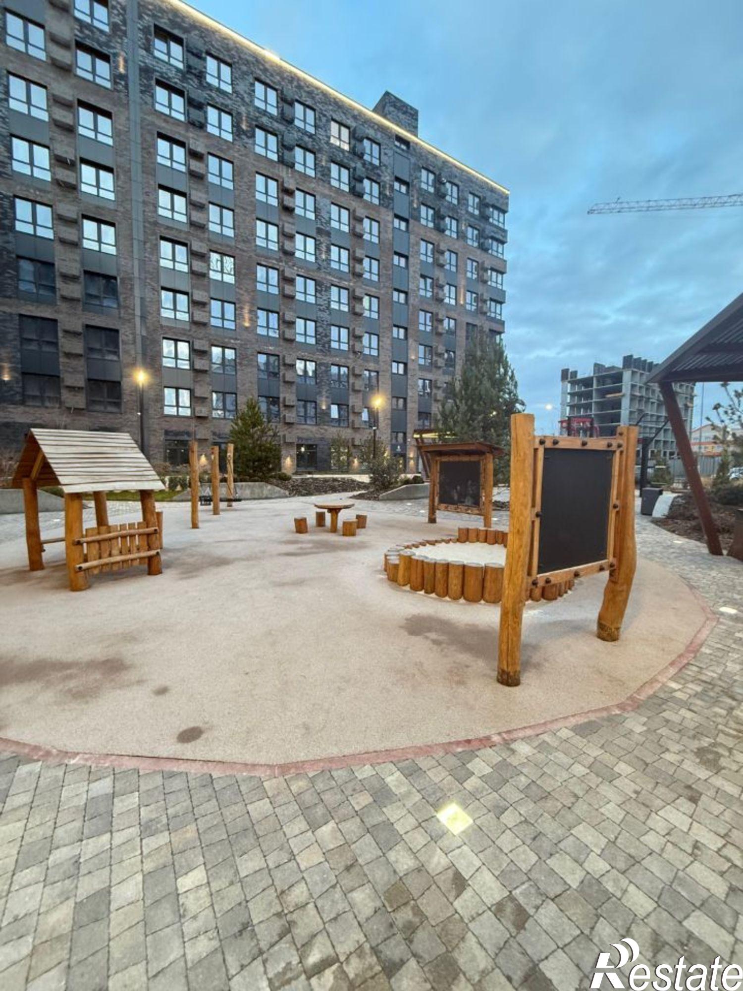 Сдать квартиру за 28 000 рублей на улица имени Генерала Брусилова, 5