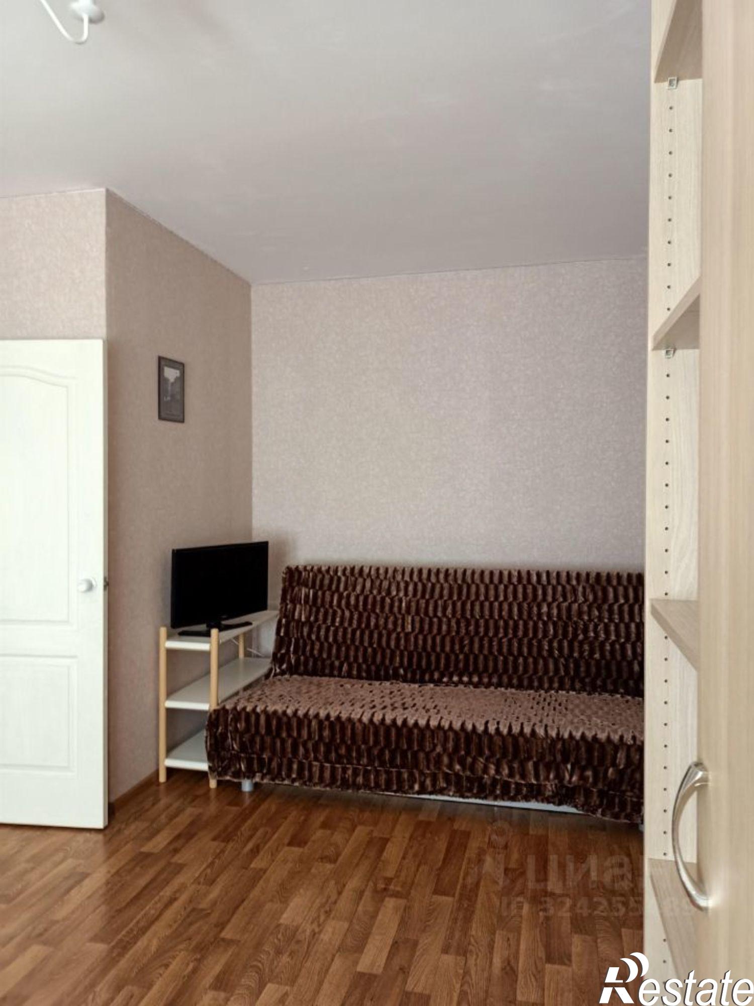 Сдать квартиру за 24 000 рублей на улица Байбакова, 2/1