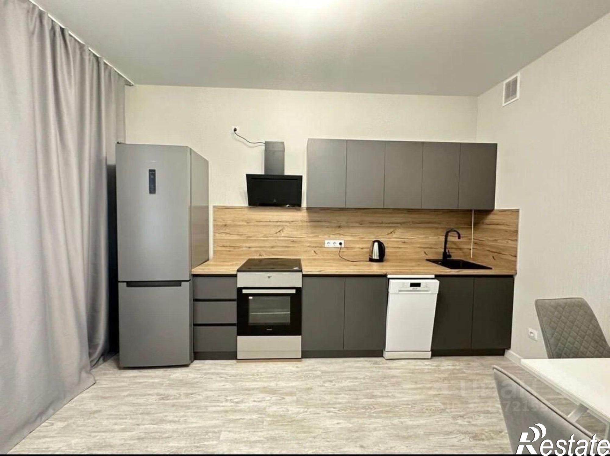 Сдать квартиру за 28 000 рублей на улица имени Генерала Корнилова, 9 к2