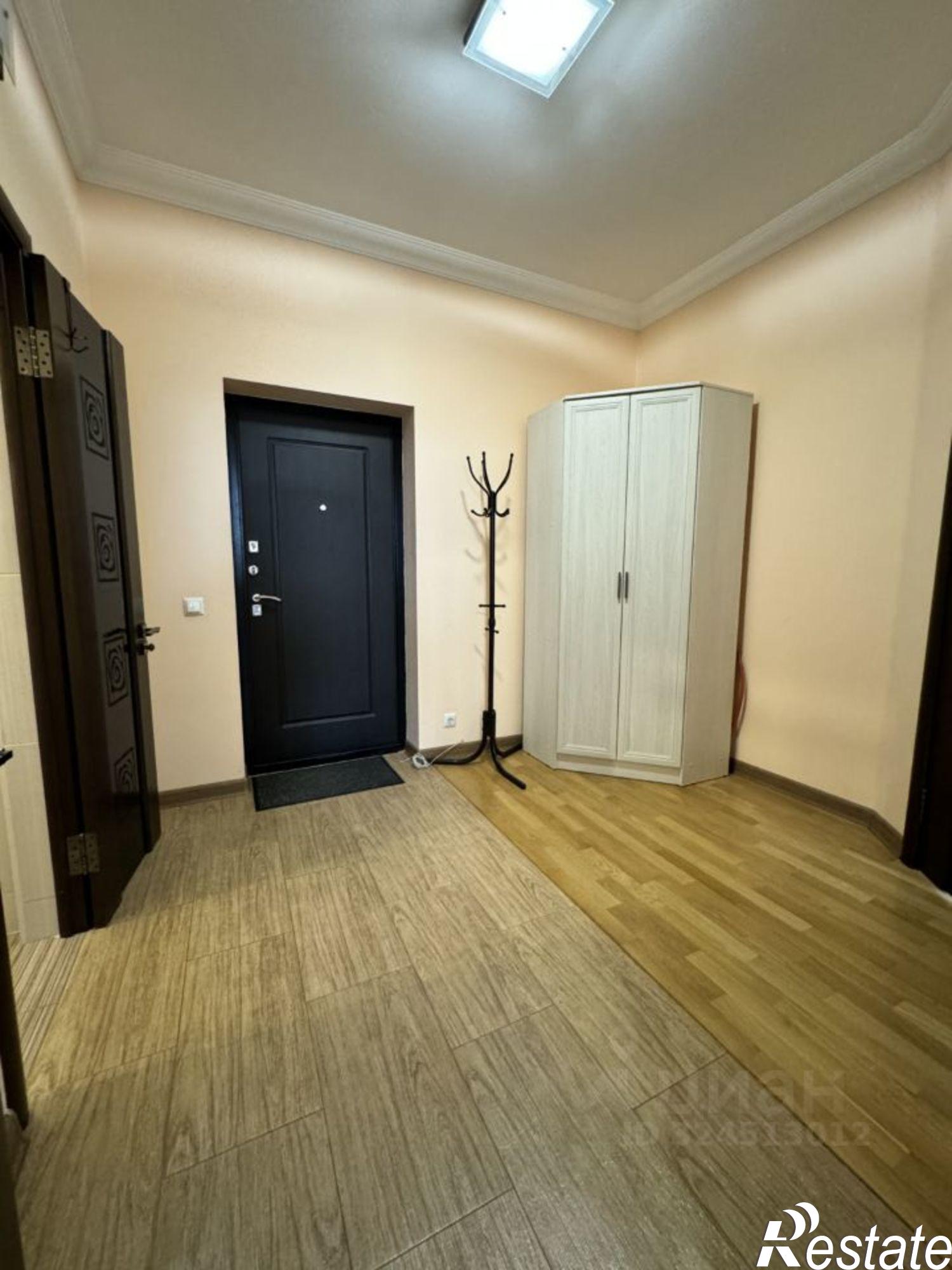 Сдать квартиру за 30 000 рублей на улица имени Володи Головатого, 172