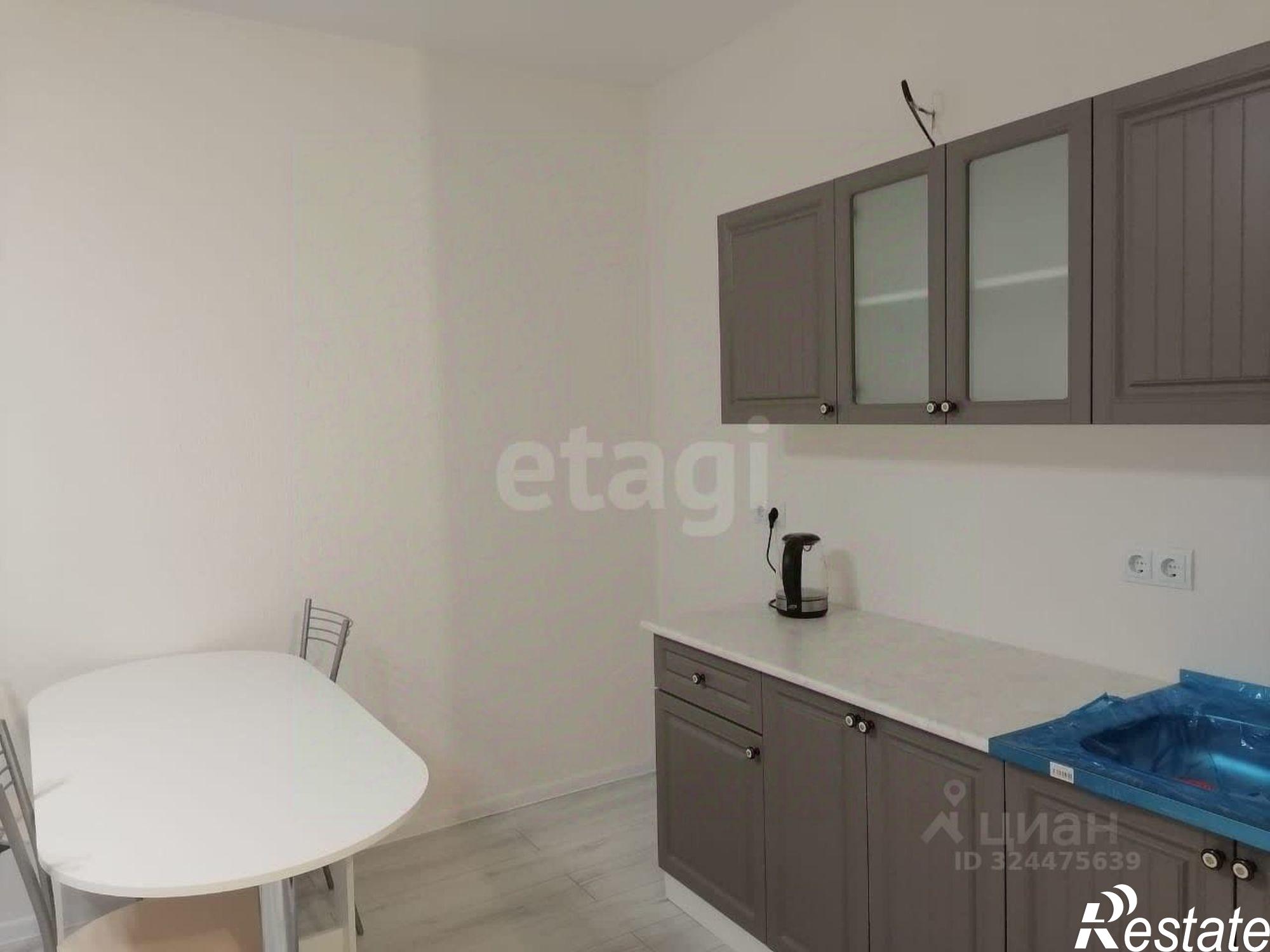 Сдать квартиру за 28 000 рублей на улица Скандинавская, 1 к3