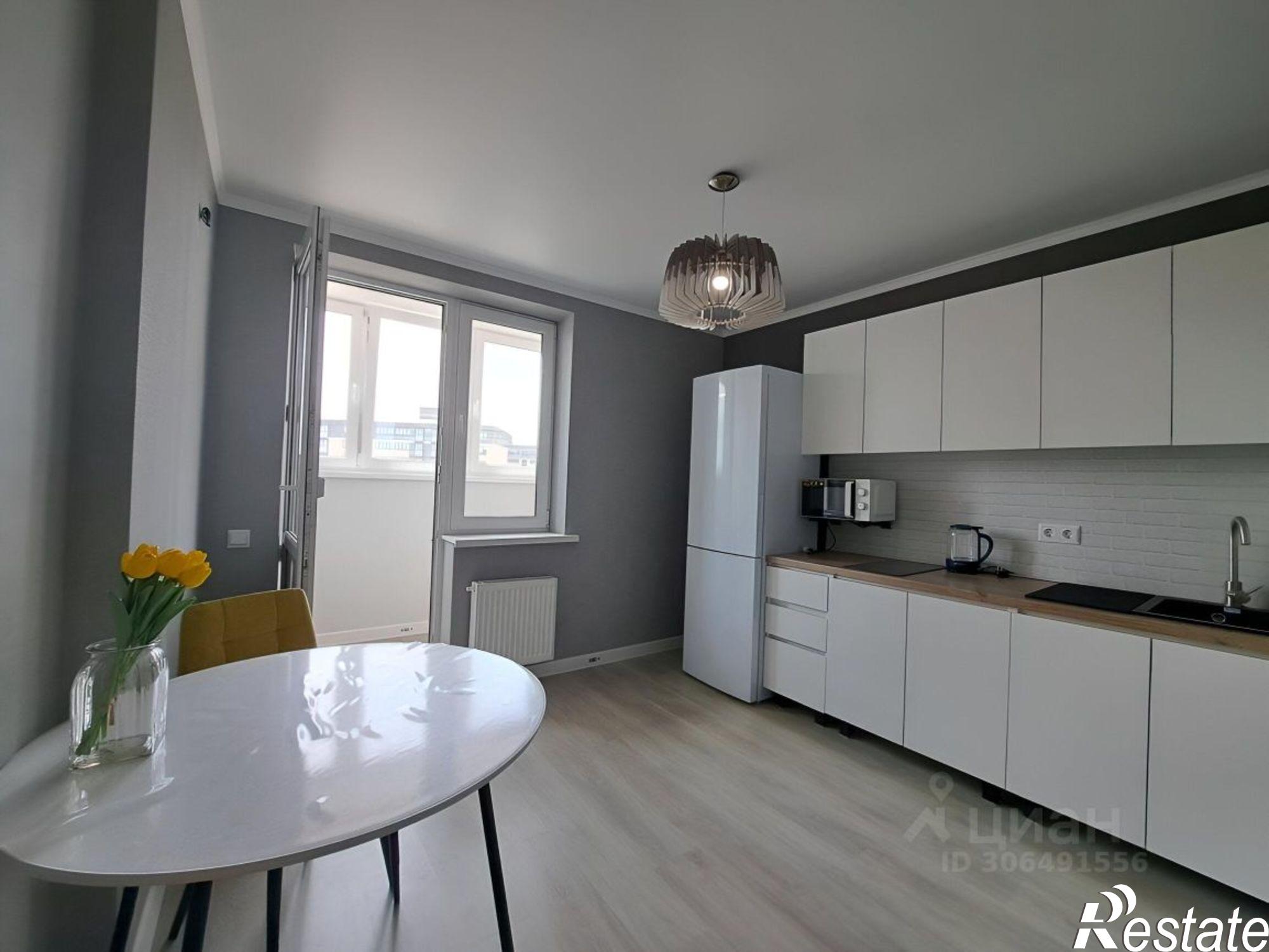 Сдать квартиру за 20 000 рублей на улица Западный Обход, 65А