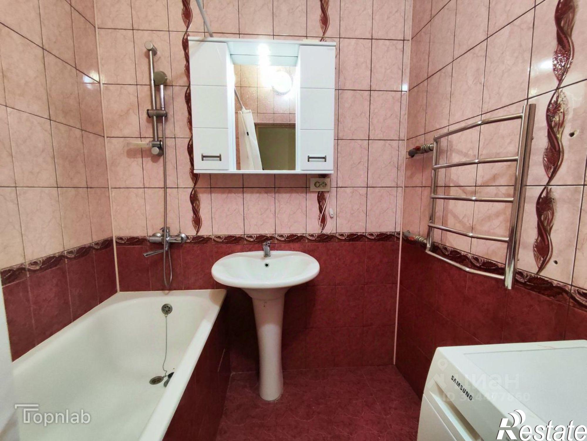 Сдать квартиру за 45 000 рублей на улица имени Володи Головатого, 172