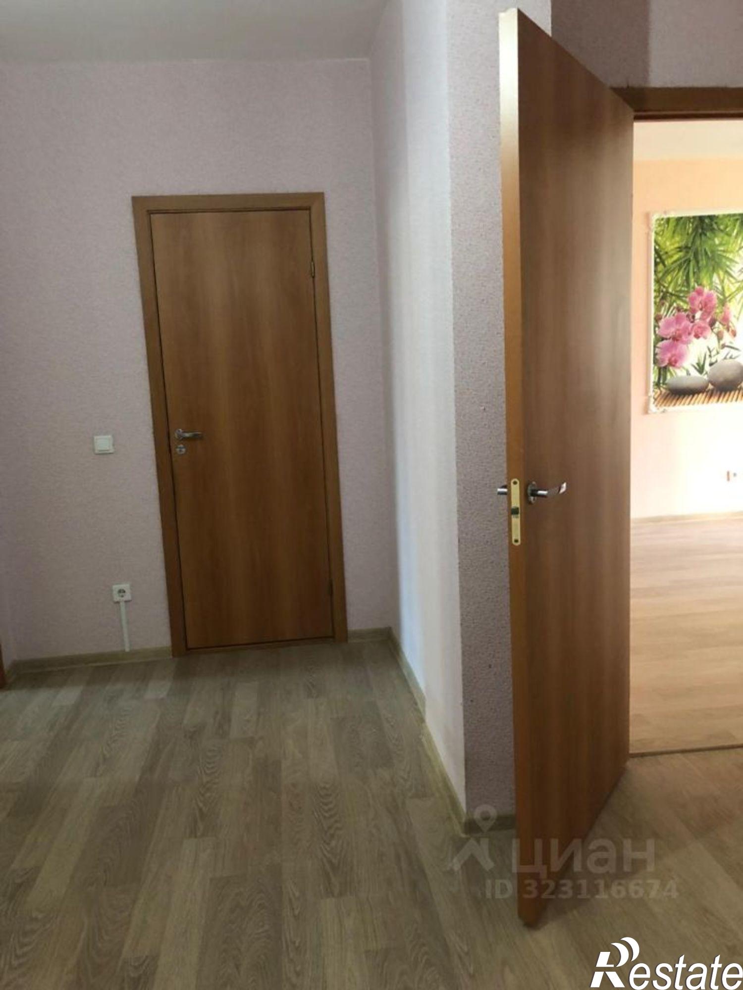 Купить квартиру за 8 400 000 рублей на улица им. Героя Яцкова И.В., 18