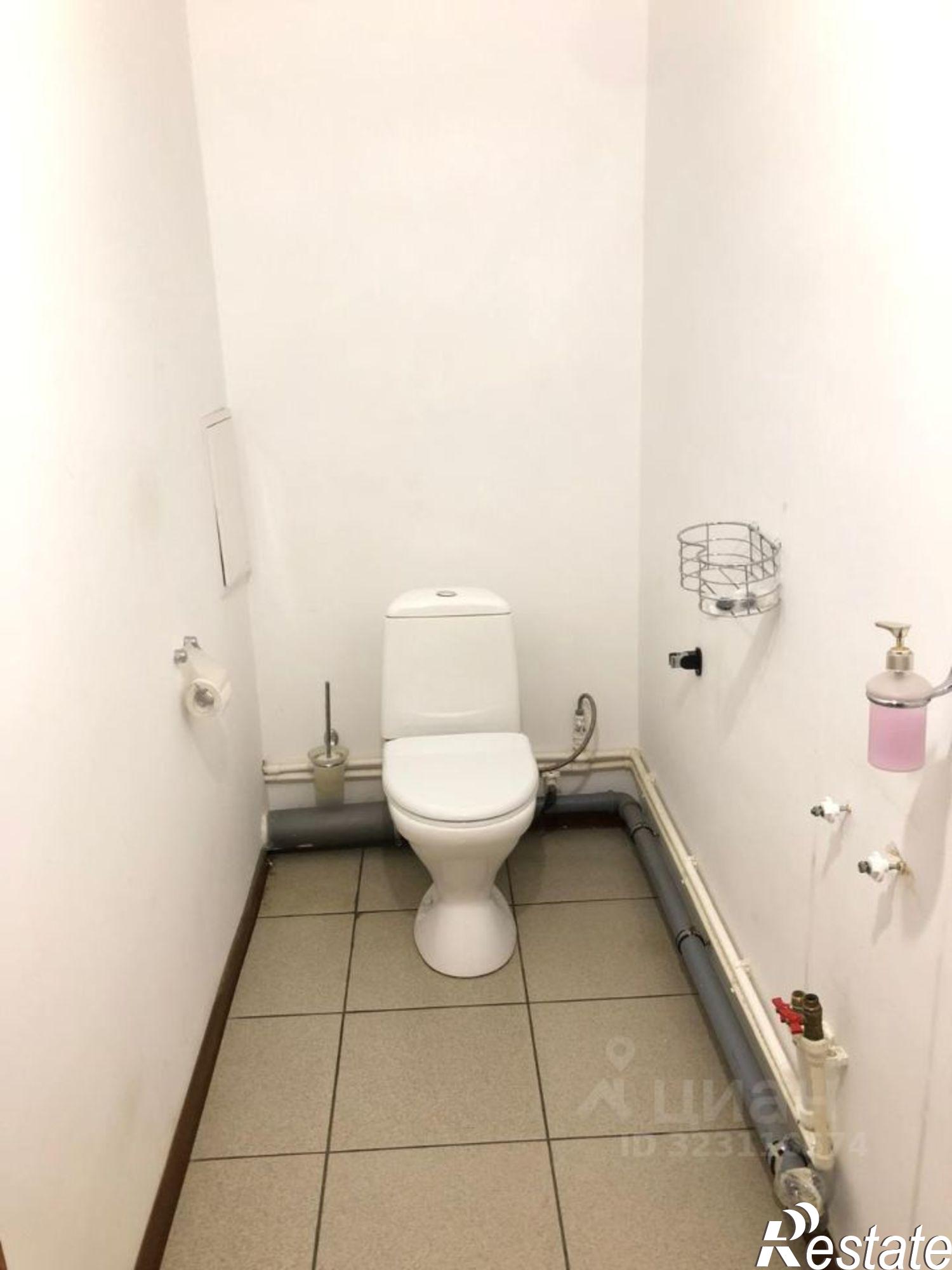 Купить квартиру за 8 400 000 рублей на улица им. Героя Яцкова И.В., 18