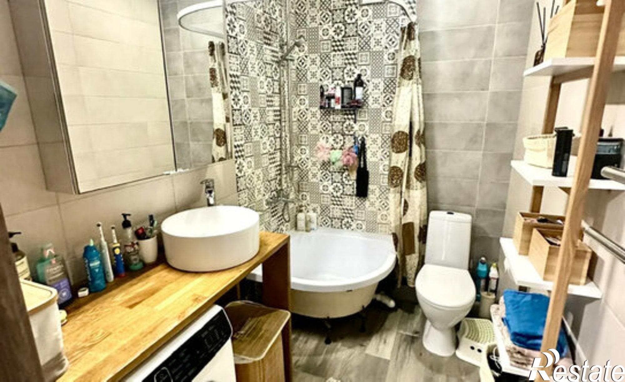 Купить квартиру за 6 700 000 рублей на улица Цезаря Куникова, 35