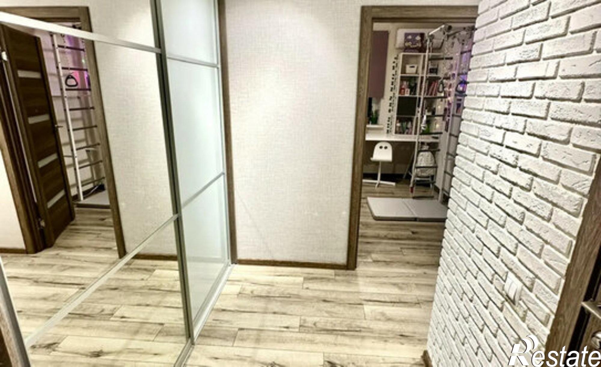 Купить квартиру за 6 700 000 рублей на улица Цезаря Куникова, 35