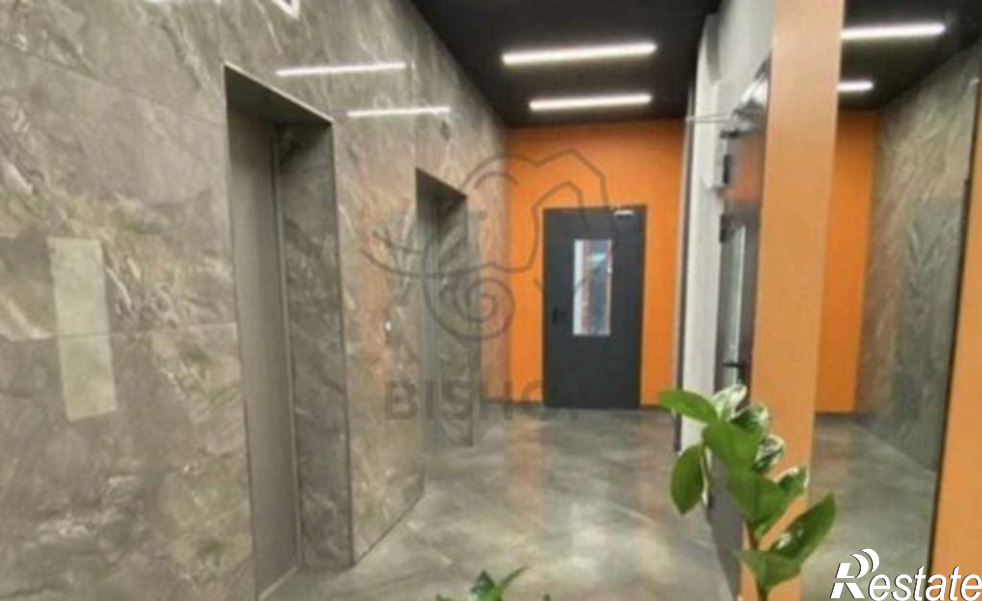 Купить квартиру за 4 300 000 рублей на улица им. Героя Яцкова И.В., 1/10