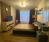 1-комн, 44кв м, этаж 8/19 Леонида Лаврова ул.