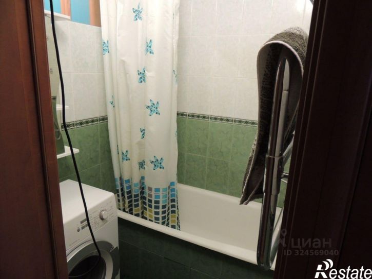 3-комн квартира ул им. Яна Полуяна, 44,  д. 44