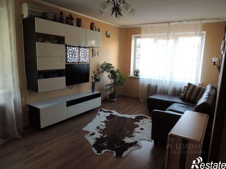 3-комн квартира ул им. Яна Полуяна, 44,  д. 44