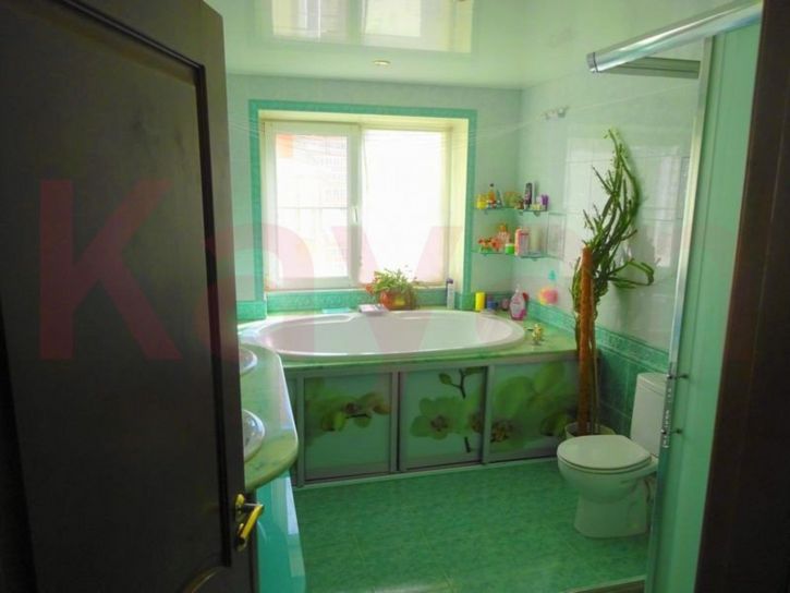 3-комн квартира Чекистов проспект