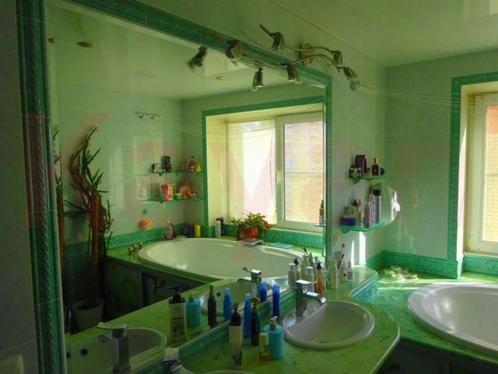 3-комн квартира Чекистов проспект