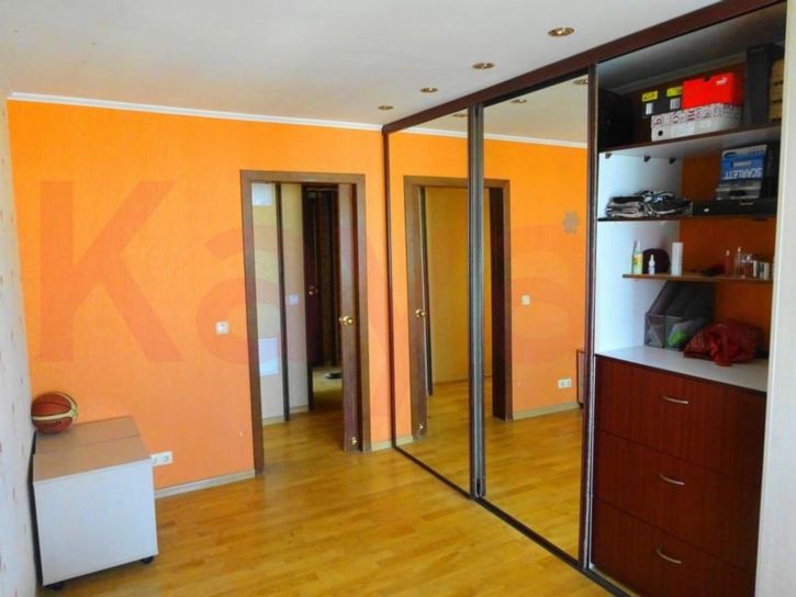 3-комн квартира Чекистов проспект