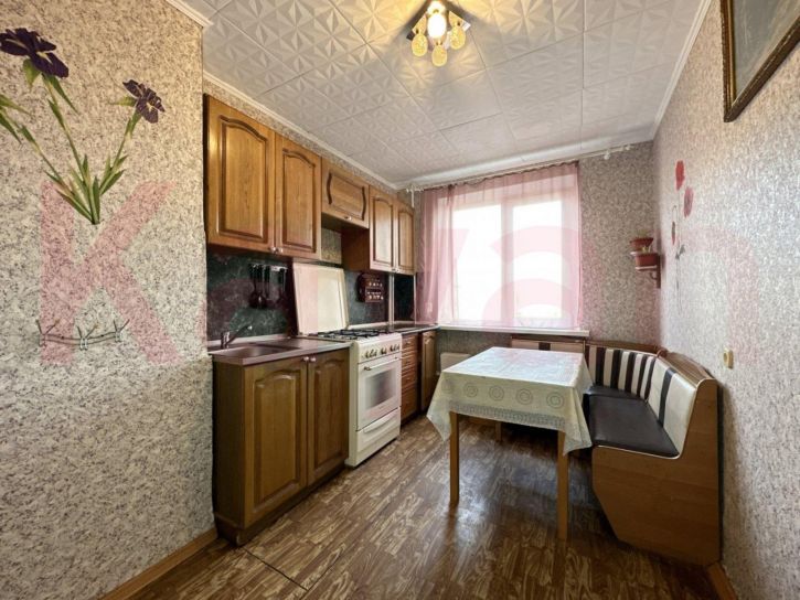 4-комн квартира Дзержинского ул.