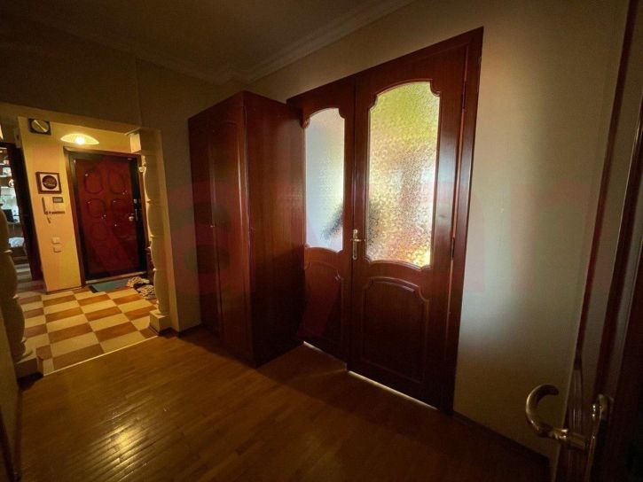 4-комн квартира Гимназическая ул.