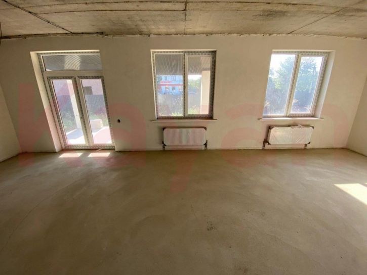 Коттедж/дом Средняя ул.