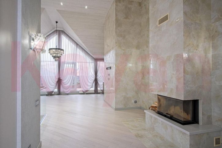 5-комн квартира им. Филатова ул.