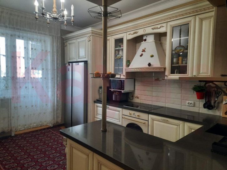 3-комн квартира Октябрьская ул.