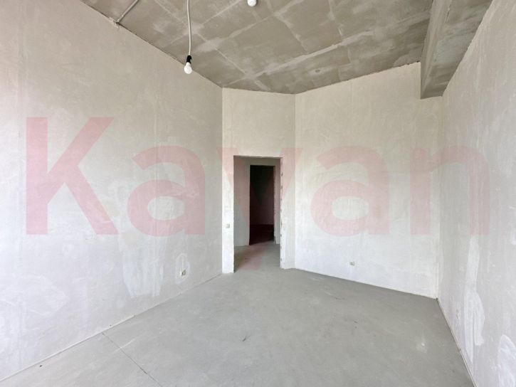 4-комн квартира им. 40-летия Победы ул.