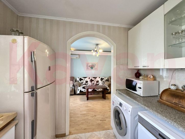 4-комн квартира им. 40-летия Победы ул.