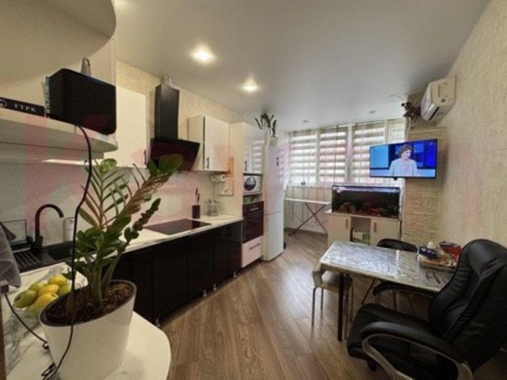 1-комн квартира Гидростроителей ул.