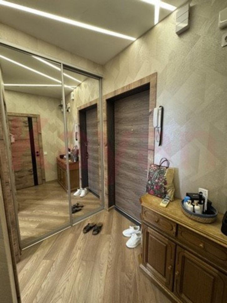 1-комн квартира Гидростроителей ул.