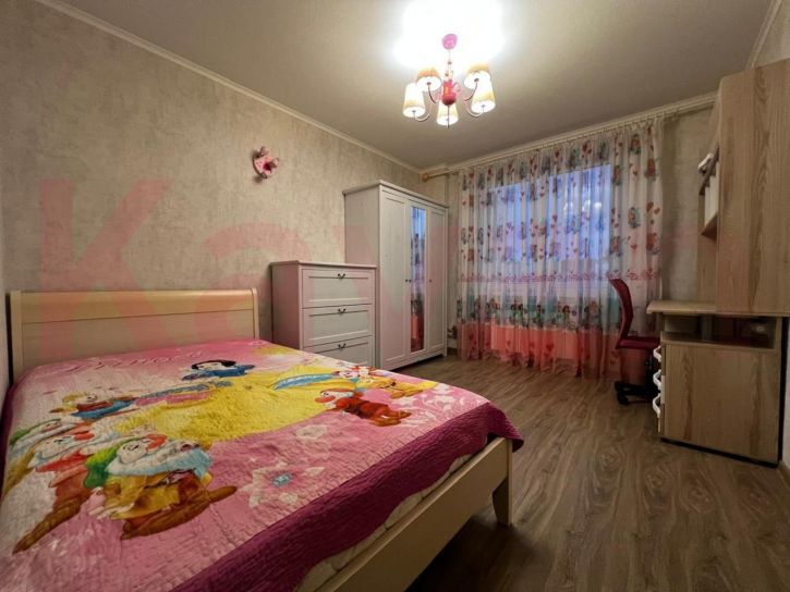 3-комн квартира Алтайская ул.