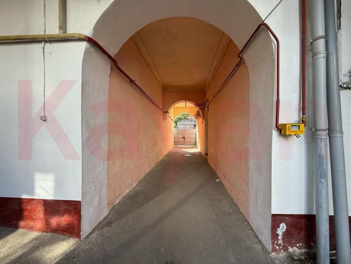 2-комн квартира Коммунаров ул.