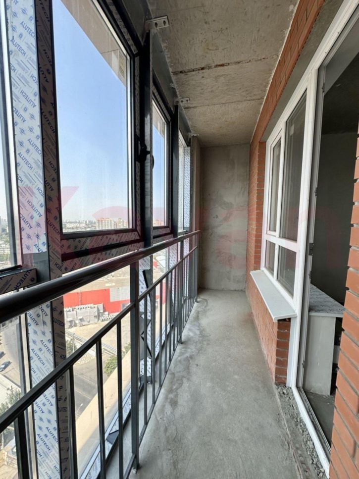 3-комн квартира Дзержинского ул.