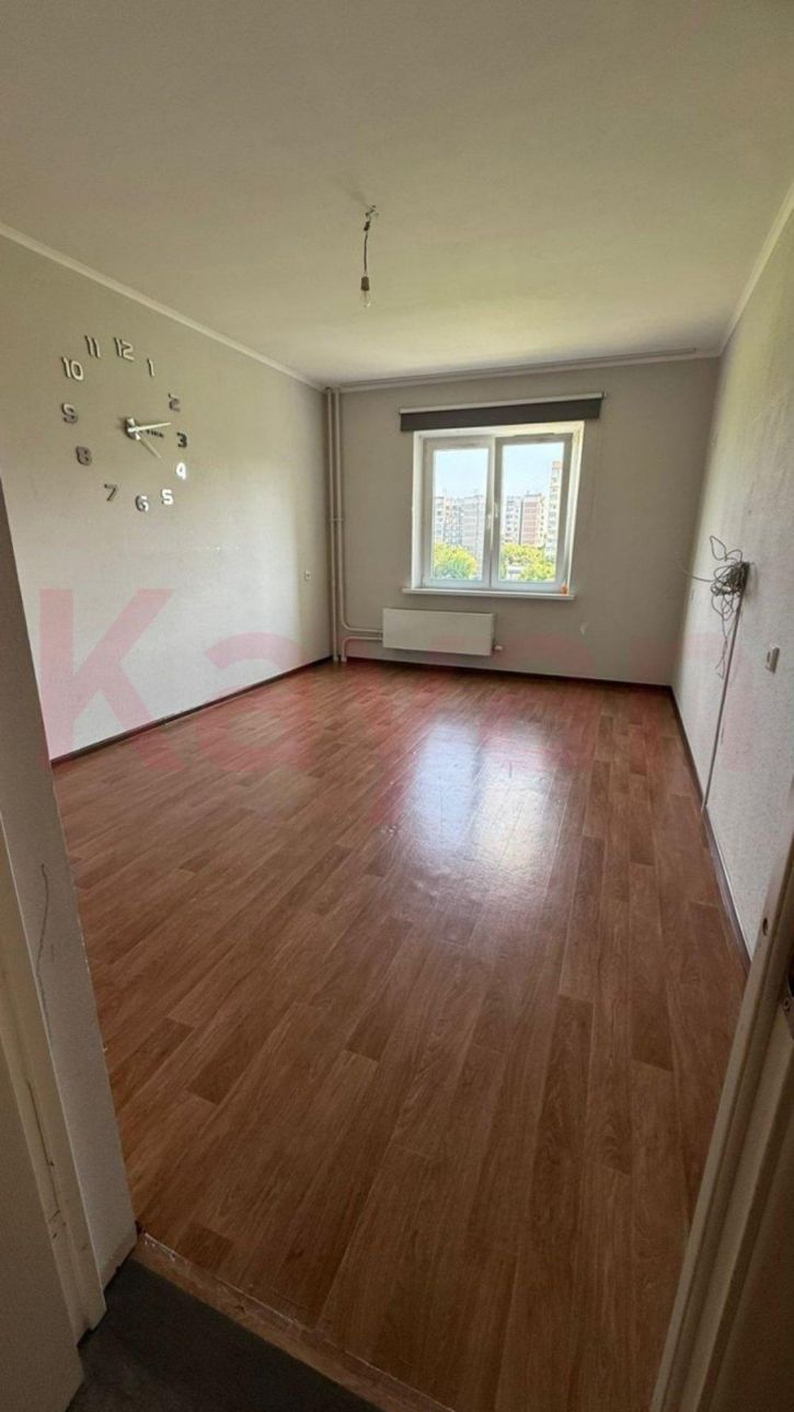 3-комн квартира Зиповская ул.