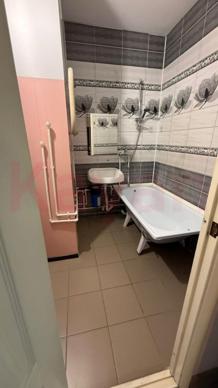 3-комн квартира Зиповская ул.