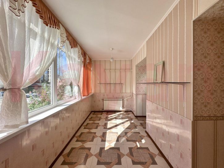 4-комн квартира им. Яна Полуяна ул.