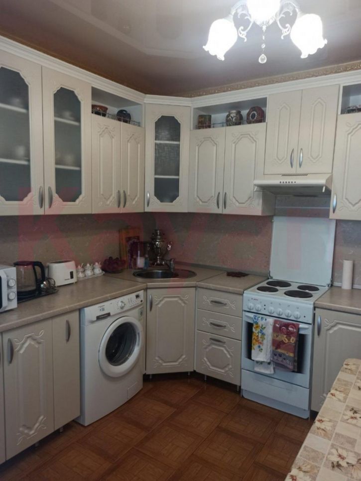 2-комн квартира им. 40-летия Победы ул.