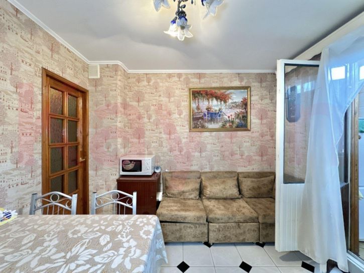 1-комн квартира Чекистов проспект