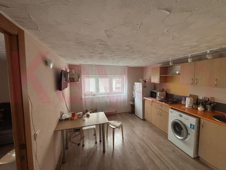 2-комн квартира Российская ул.