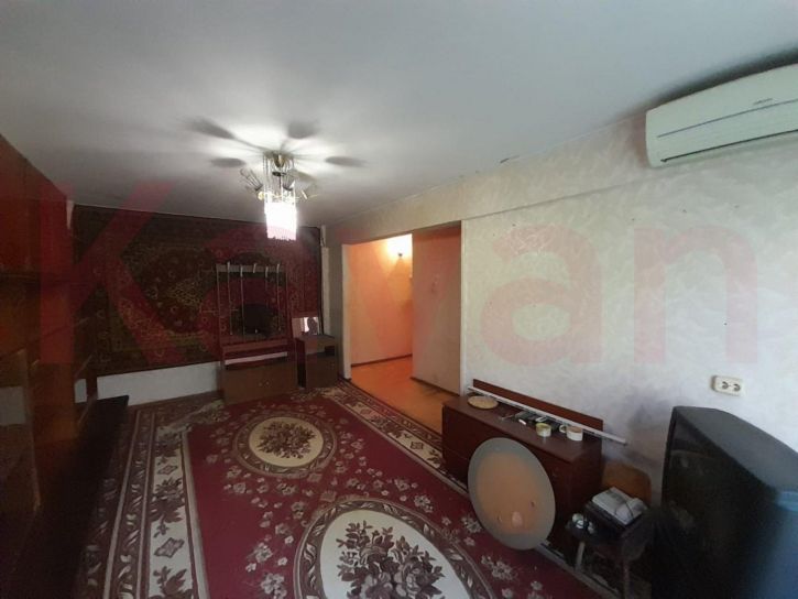 3-комн квартира 2-я Пятилетка ул.