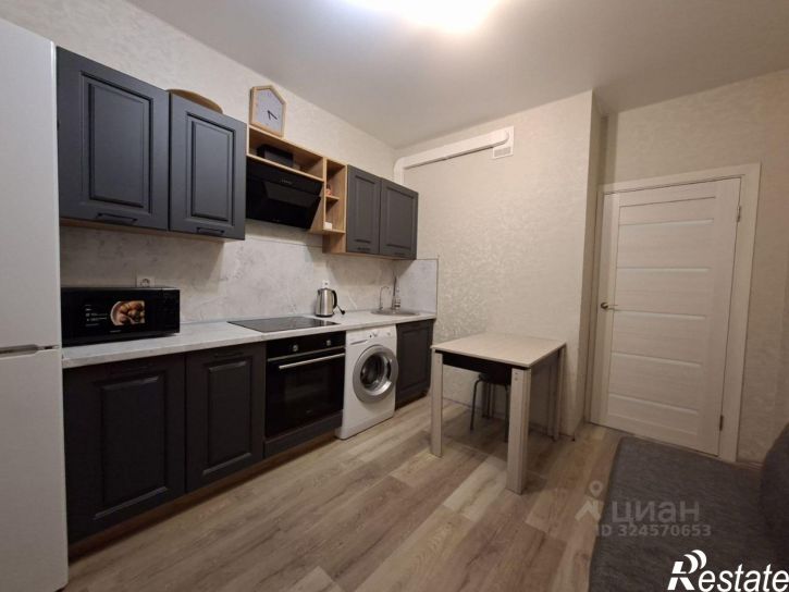 1-комн квартира ул им. Героя Георгия Бочарникова, 3,  д. 3