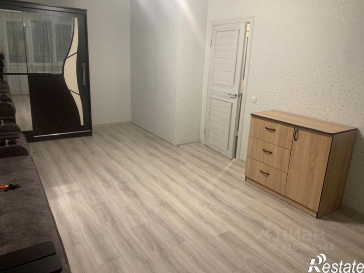 2-комн квартира ул им. Даниила Смоляна, 80/1,  д. 80/1